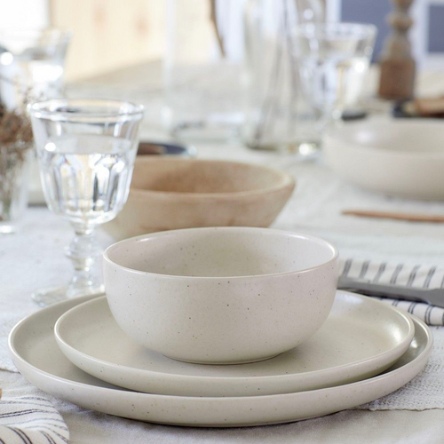 Pacifica Vanilla Dinnerware